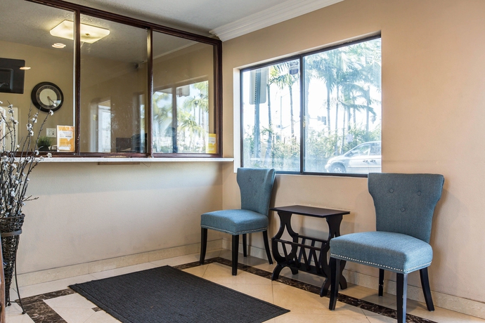 Imagen de los interiores del Hotel Rodeway Inn and Suites, Inglewood. Foto 15