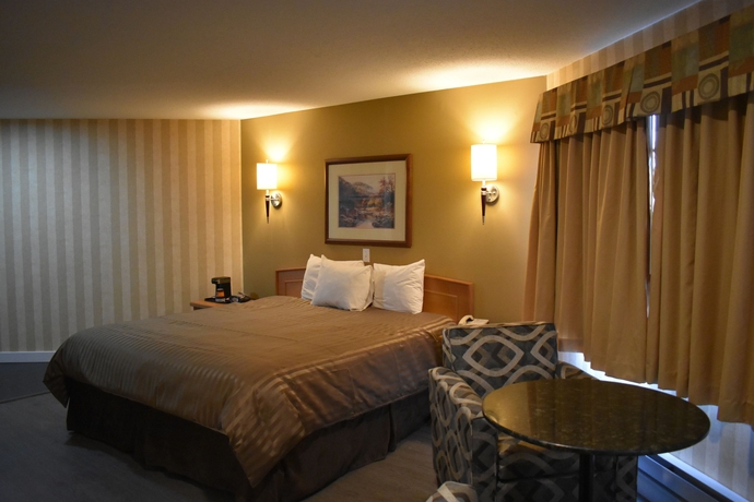 Imagen de la habitación del Hotel Rodeway Inn and Suites, Kamloops. Foto 7