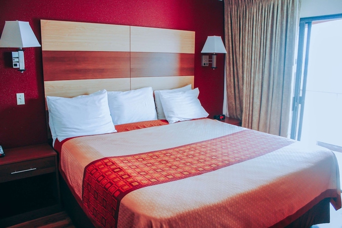 Imagen de la habitación del Hotel Rodeway Inn and Suites, Lake Havasu City. Foto 16