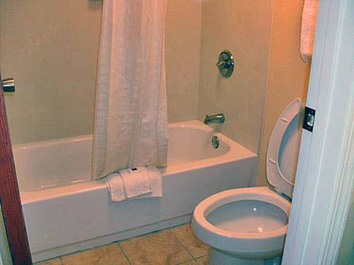 Imagen general del Hotel Rodeway Inn and Suites, Macon. Foto 1