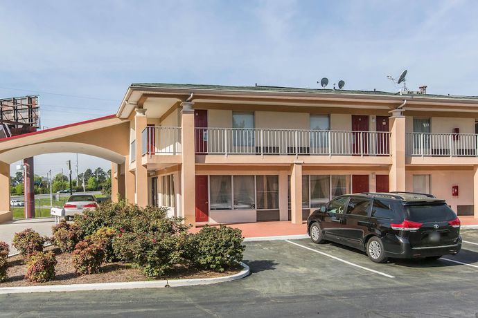 Imagen general del Hotel Rodeway Inn and Suites, Marietta. Foto 3