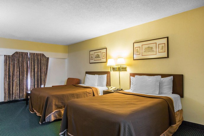 Imagen de la habitación del Hotel Rodeway Inn and Suites, Marietta. Foto 6