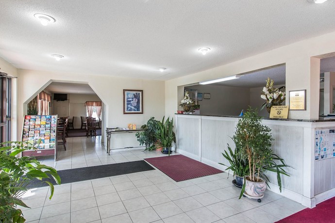 Imagen de los interiores del Hotel Rodeway Inn and Suites, Marietta. Foto 14