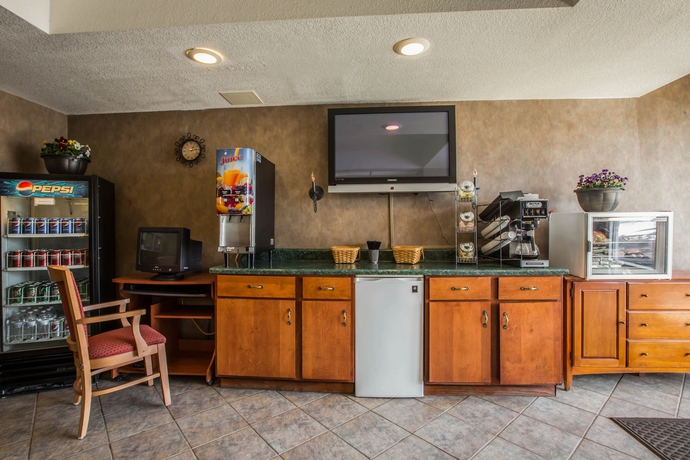 Imagen del bar/restaurante del Hotel Rodeway Inn and Suites Near Outlet Mall - Asheville. Foto 3