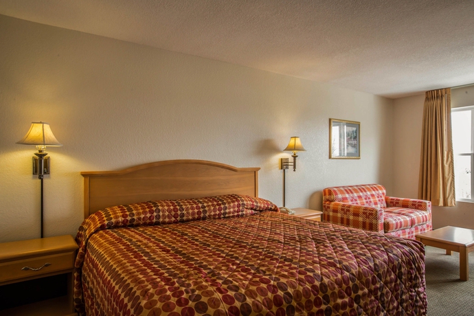Imagen de la habitación del Hotel Rodeway Inn and Suites Near Outlet Mall - Asheville. Foto 9