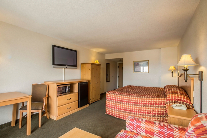 Imagen de la habitación del Hotel Rodeway Inn and Suites Near Outlet Mall - Asheville. Foto 10