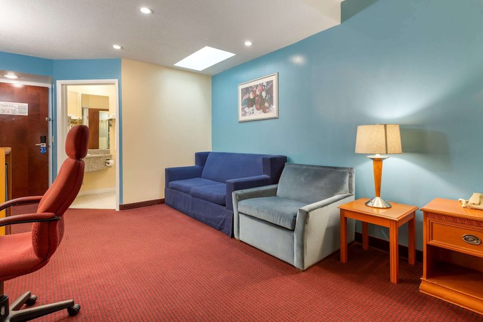 Imagen de la habitación del Hotel Rodeway Inn and Suites New Paltz - Hudson Valley. Foto 6