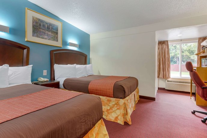 Imagen de la habitación del Hotel Rodeway Inn and Suites New Paltz - Hudson Valley. Foto 7
