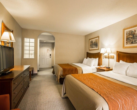 Imagen de la habitación del Hotel Rodeway Inn and Suites On The River. Foto 8
