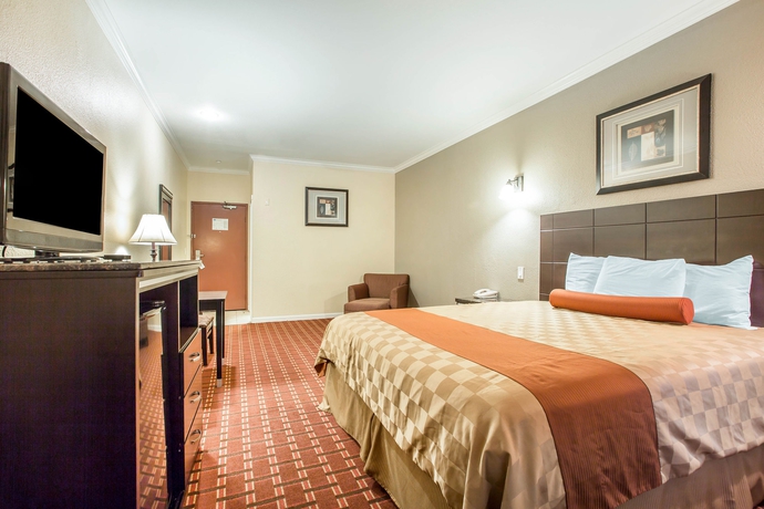 Imagen general del Hotel Rodeway Inn and Suites Pasadena. Foto 1