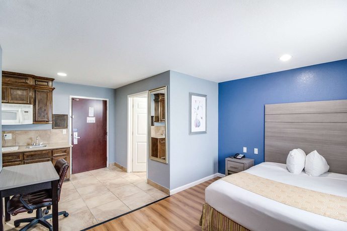 Imagen de la habitación del Hotel Rodeway Inn and Suites Port Arthur - Groves. Foto 11