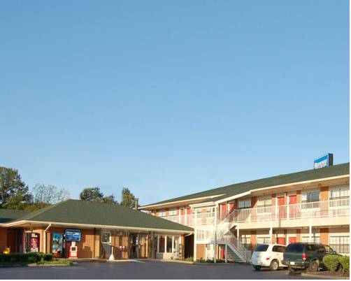 Imagen de la habitación del Hotel Rodeway Inn and Suites Smyrna. Foto 2