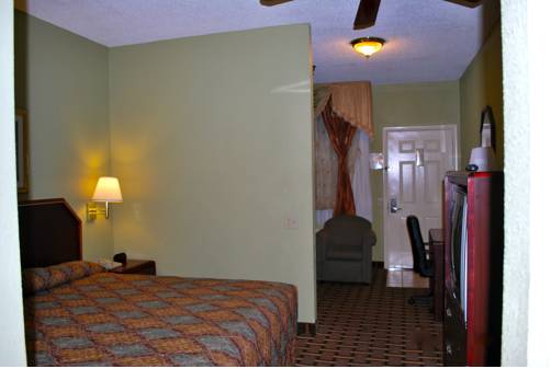 Imagen de la habitación del Hotel Rodeway Inn and Suites Smyrna. Foto 3