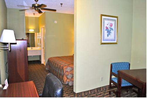 Imagen de la habitación del Hotel Rodeway Inn and Suites Smyrna. Foto 4