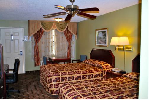 Imagen de la habitación del Hotel Rodeway Inn and Suites Smyrna. Foto 8