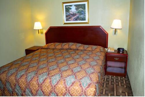 Imagen de la habitación del Hotel Rodeway Inn and Suites Smyrna. Foto 11
