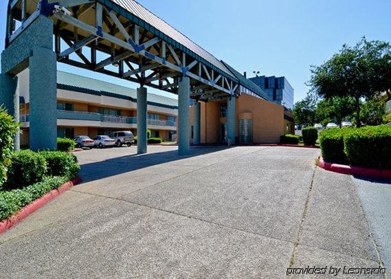 Imagen general del Hotel Rodeway Inn and Suites South Of Fiesta Park. Foto 6