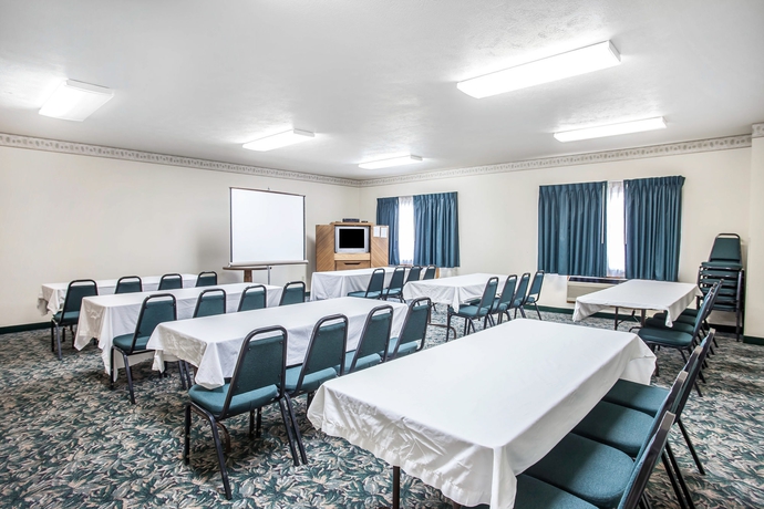 Imagen de los interiores del Hotel Rodeway Inn and Suites Spokane Valley. Foto 15