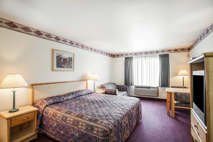 Imagen de la habitación del Hotel Rodeway Inn and Suites Spokane Valley. Foto 11