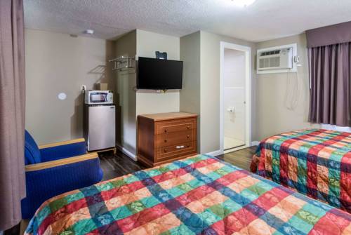 Imagen de la habitación del Hotel Rodeway Inn and Suites, Walhalla. Foto 4