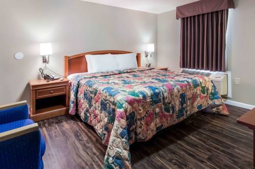 Imagen de la habitación del Hotel Rodeway Inn and Suites, Walhalla. Foto 6