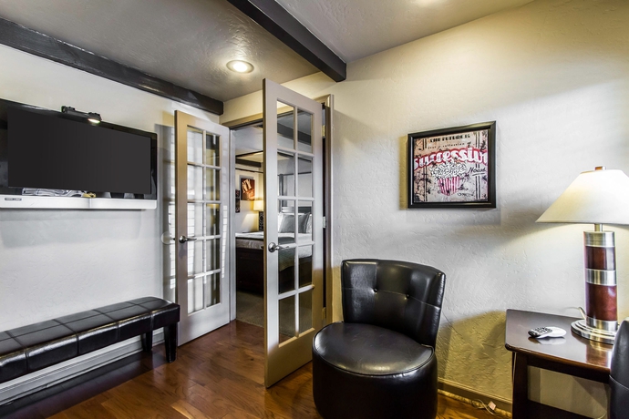 Imagen de los interiores del Hotel Rodeway Inn and Suites Williams Downtowner - Rte 66. Foto 5