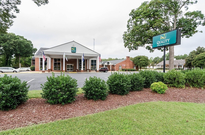 Imagen de los exteriores del Hotel Rodeway Inn and Suites Williamsburg Central. Foto 10