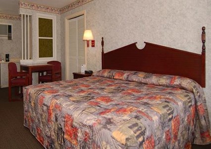 Imagen de la habitación del Hotel Rodeway Inn and Suites Williamsburg. Foto 2