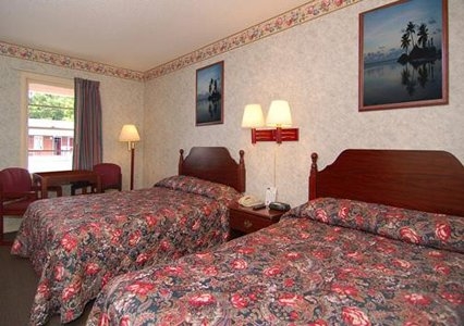 Imagen de la habitación del Hotel Rodeway Inn and Suites Williamsburg. Foto 4