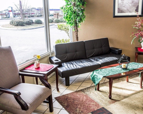 Imagen de los interiores del Hotel Rodeway Inn and Suites Wilmington North. Foto 13