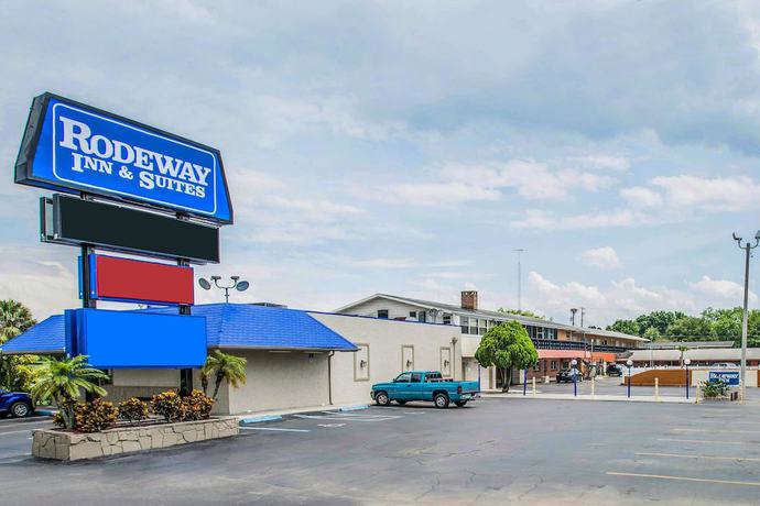 Imagen general del Hotel Rodeway Inn and Suites Winter Haven Chain Of Lakes. Foto 1