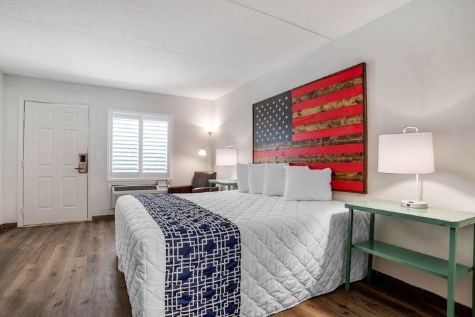 Imagen de la habitación del Hotel Rodeway inn & Suites Fort Rucker. Foto 5