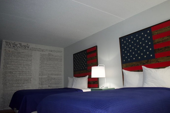 Imagen de la habitación del Hotel Rodeway inn & Suites Fort Rucker. Foto 12