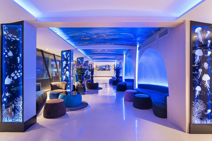 Imagen de los interiores del Hotel Rodina Beach. Foto 17