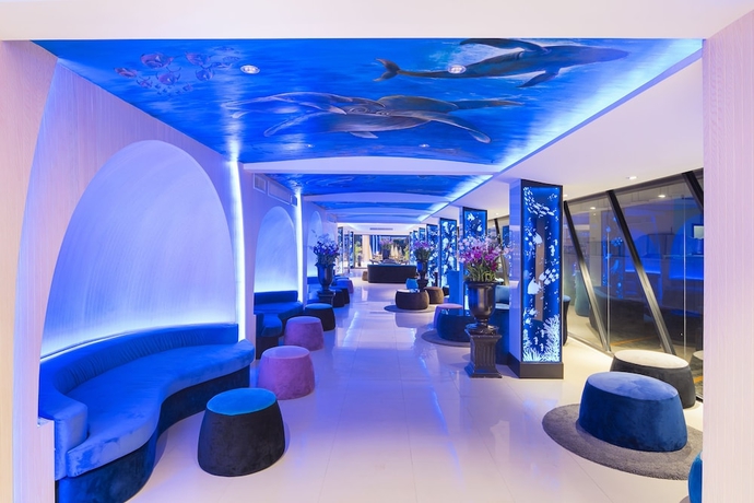 Imagen de los interiores del Hotel Rodina Beach. Foto 18