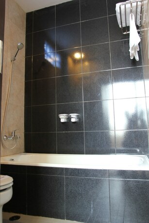 Imagen de la habitación del Hotel Roditha Banjarbaru. Foto 26