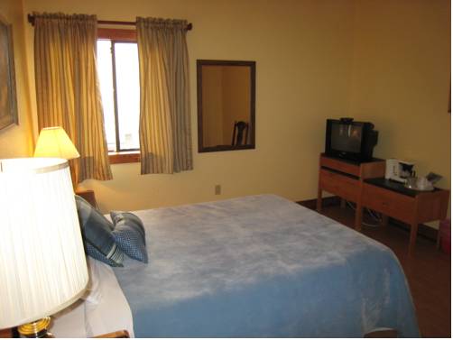 Imagen de la habitación del Hotel Rodmay. Foto 16
