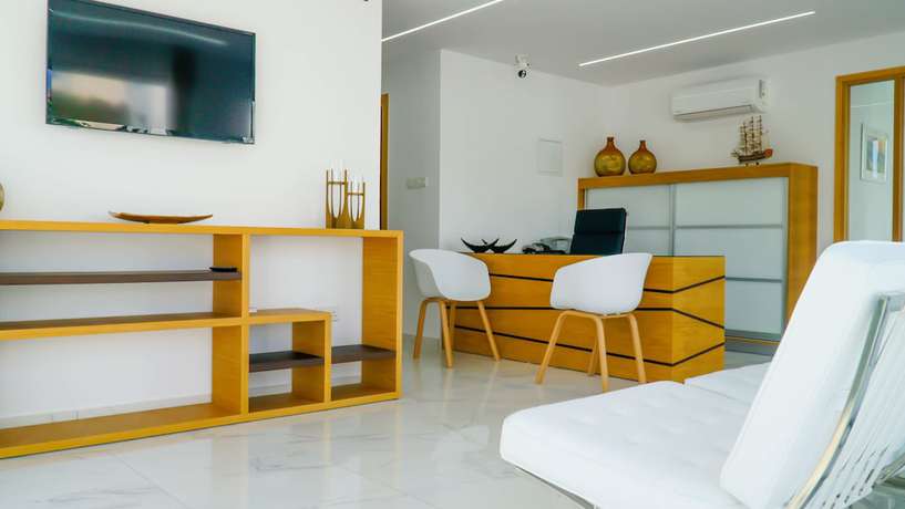 Imagen de los interiores del Hotel Rododafni Beach Apartments. Foto 19