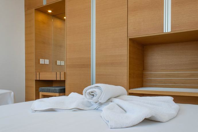 Imagen de la habitación del Hotel Rododafni Beach Apartments. Foto 10