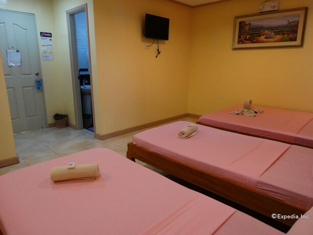 Imagen de la habitación del Hotel Rodolfo Royale. Foto 5