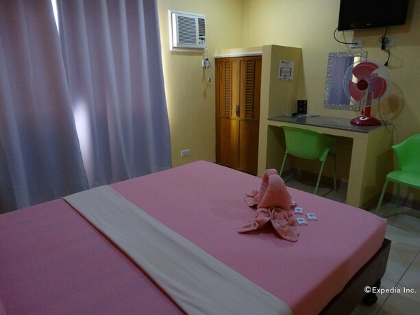 Imagen de la habitación del Hotel Rodolfo Royale. Foto 8