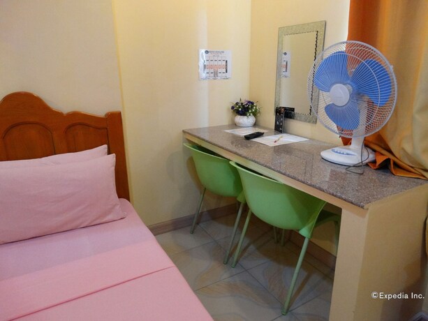 Imagen de la habitación del Hotel Rodolfo Royale. Foto 15