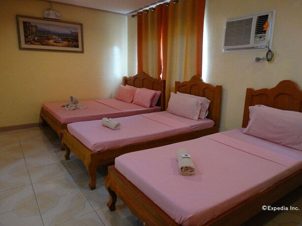 Imagen de la habitación del Hotel Rodolfo Royale. Foto 16