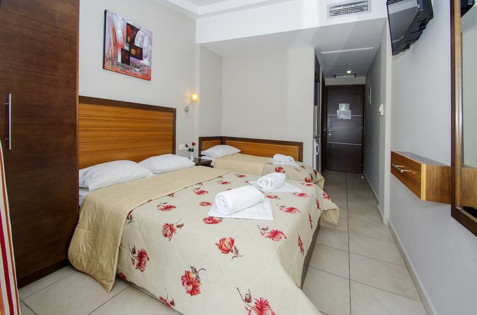 Imagen de la habitación del Hotel Rodon, Katerini. Foto 8