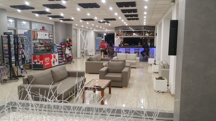 Imagen de los interiores del Hotel Rodos Blue Resort. Foto 16