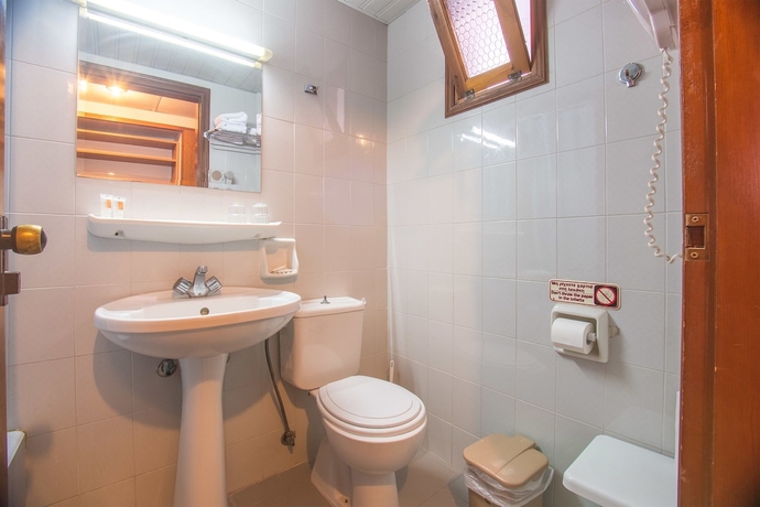 Imagen de la habitación del Hotel Rodos Blue Resort. Foto 10