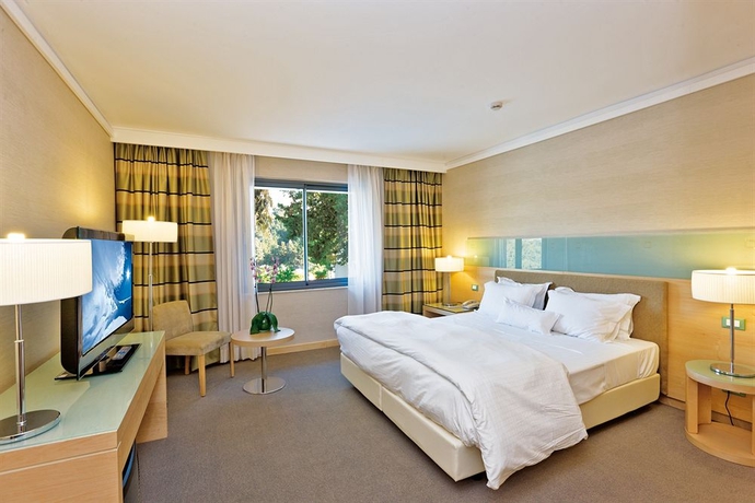 Imagen de la habitación del Hotel Rodos Palace. Foto 2