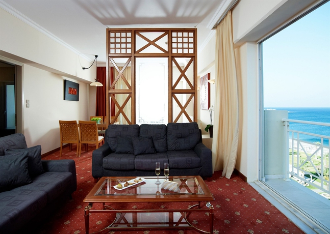 Imagen de los interiores del Hotel Rodos Palladium Leisure and Wellness. Foto 12