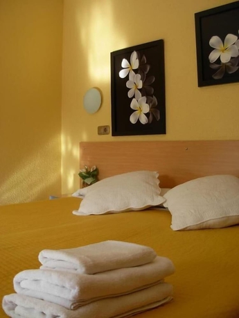 Imagen de la habitación del Hotel Rodsan. Foto 13