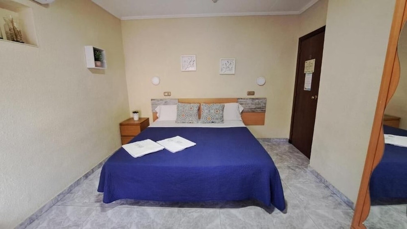Imagen de la habitación del Hotel Rodsan. Foto 14